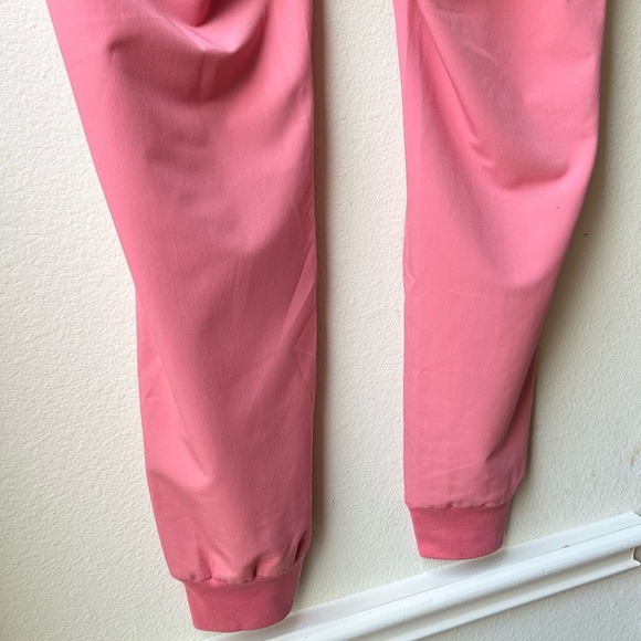 FIGS Neon Pink Casma Top and Zamora Jogger Scrubs XL/XXLT - Picture 13 of 16